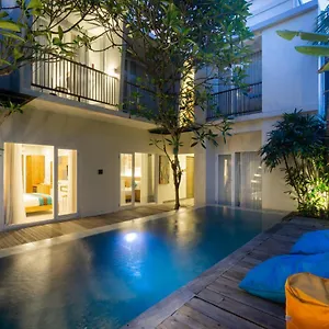 Casa Kayu Aya Hotel Seminyak (Bali)